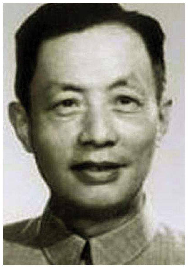 他曾担任安徽省省长,68岁调到中央,担任国务委员,活到101岁