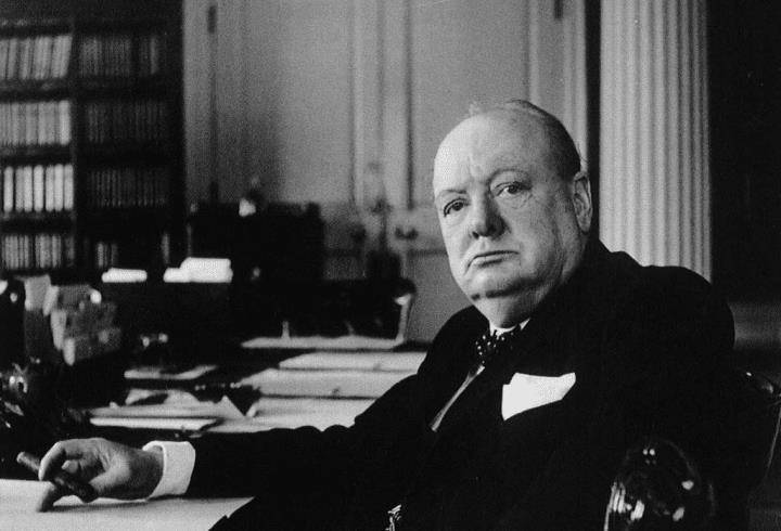 二战中领导英国取得胜利的丘吉尔,为何在二战结束后便下台了?