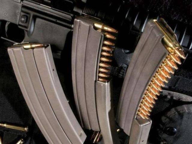 弹夹_枪支_头盔