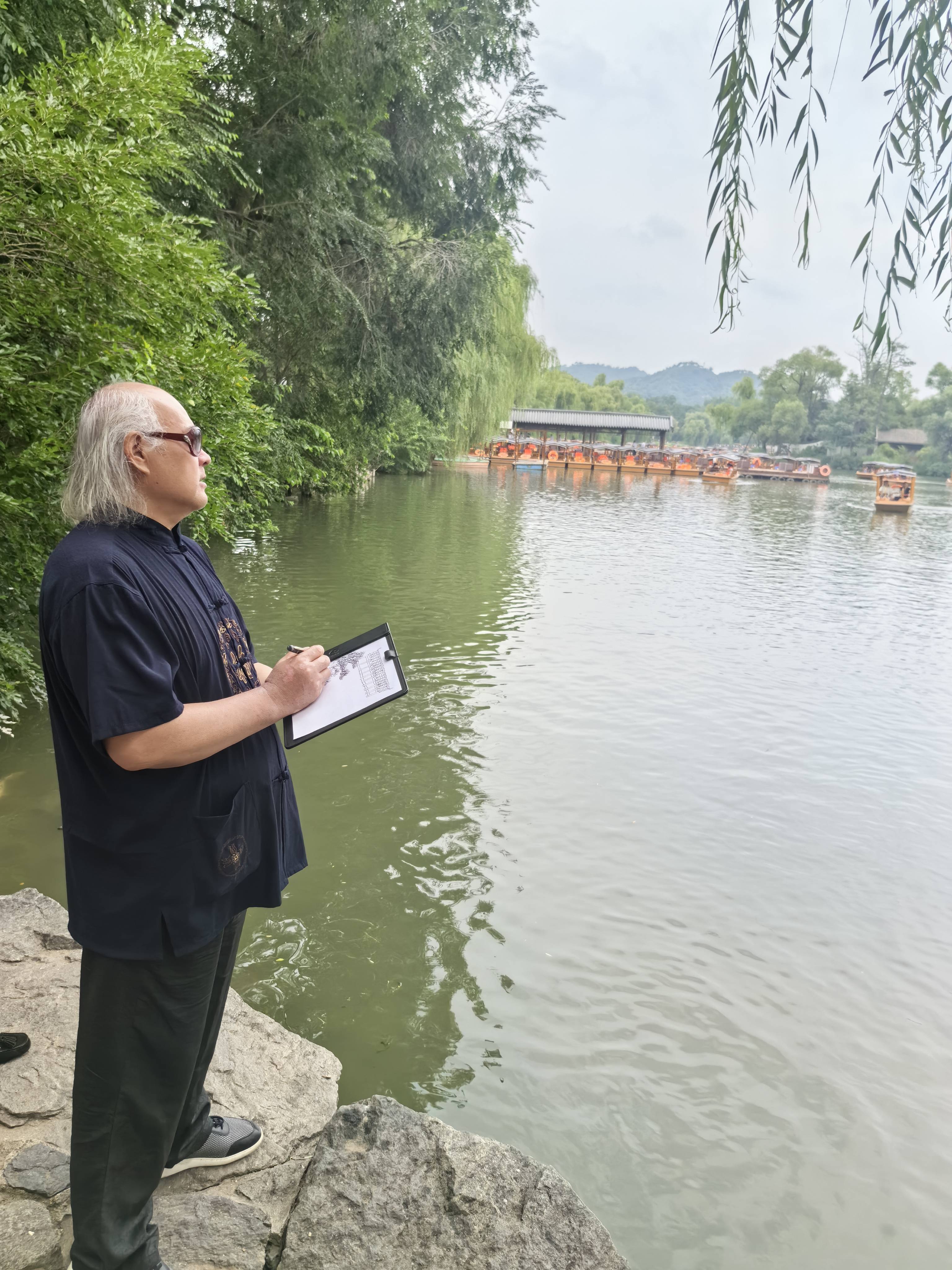 画家吴进良大师四,传承文化,弘扬精神 专业性强的采风写生,不仅仅是