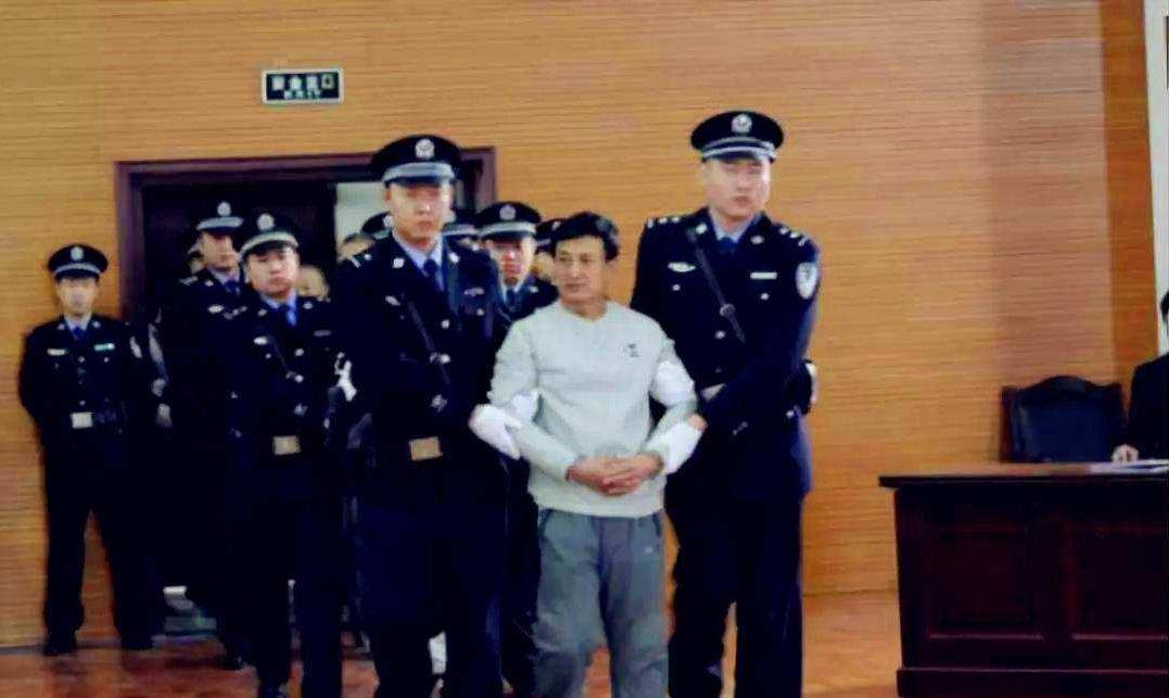 盗墓贼姚玉忠,30年盗走文物价值5亿,曾说狂言:我能打开秦皇陵