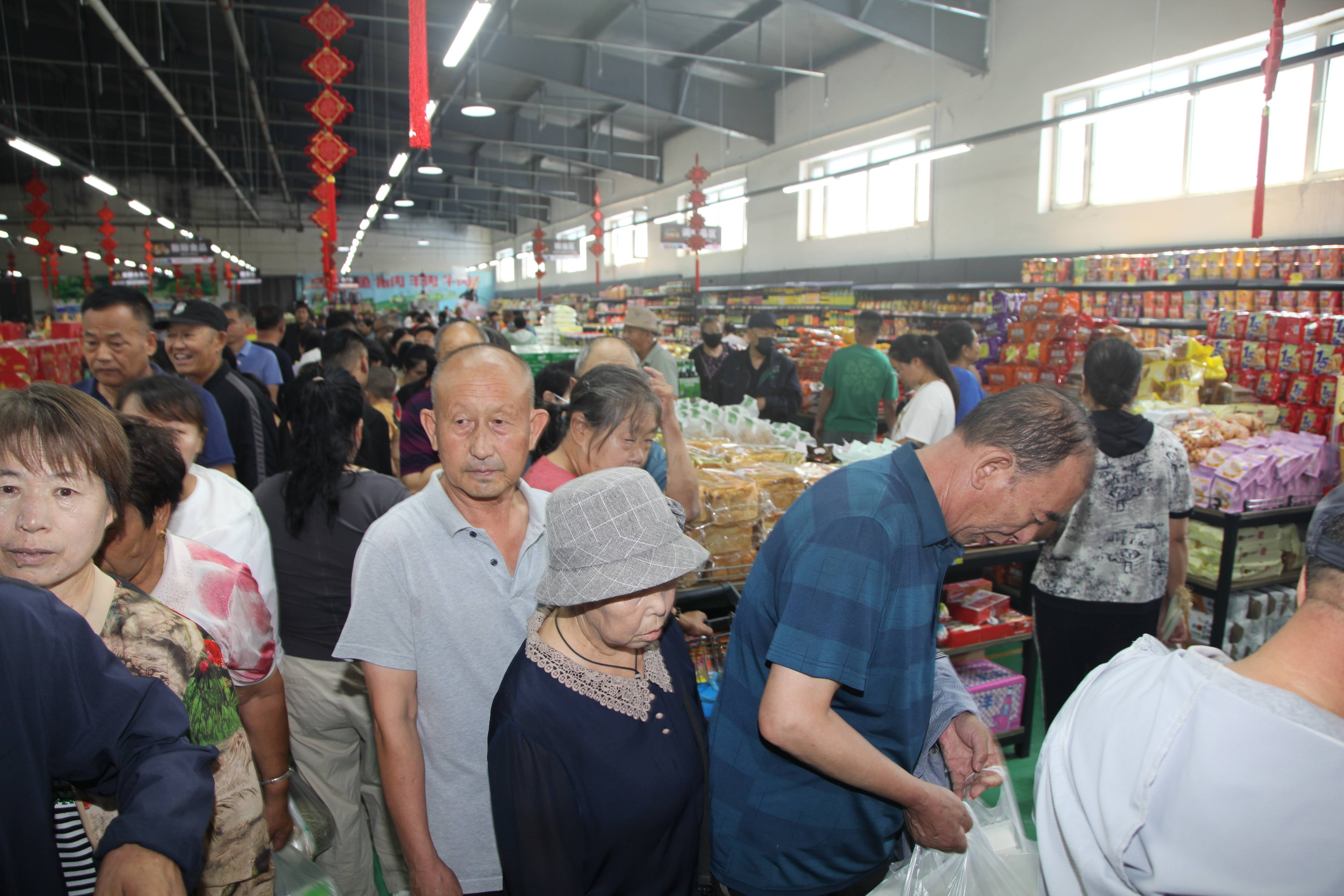 菜篮子生鲜超市金润华府店隆重开业,点亮社区生活新图景