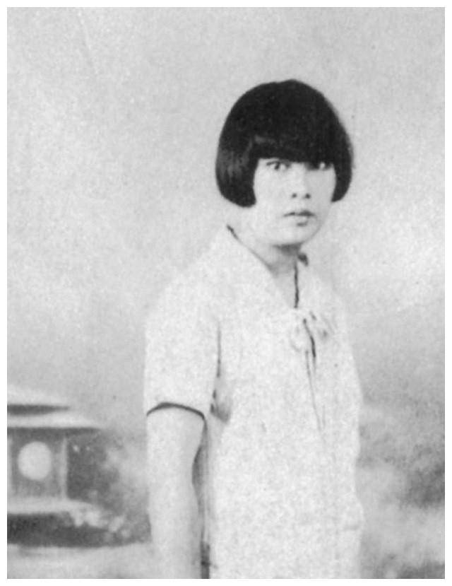 曾宪植:延安八大美女之一,17岁嫁给叶帅,31岁离婚,儿子授衔少将