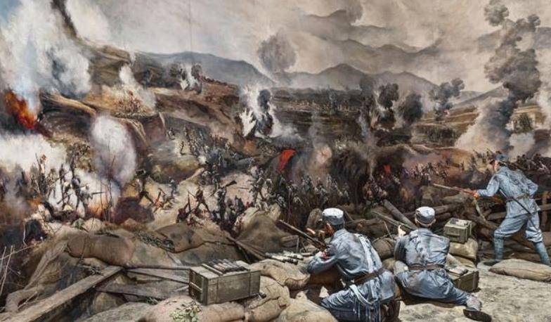 八路军政委重伤倒地,俩伪军见他还有气,附耳说:别动,一会就走