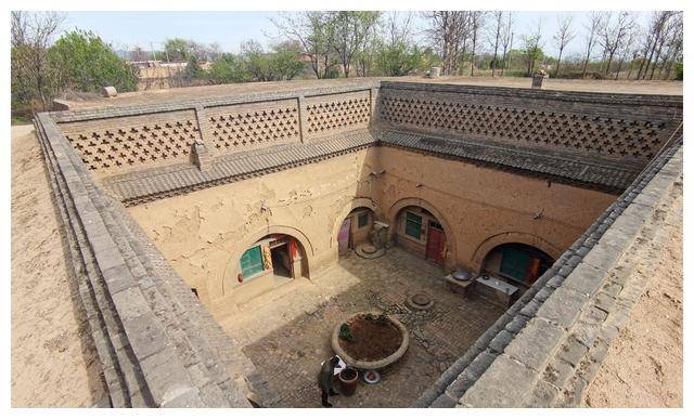 山西7旬老人坚守1门11窑"地下豪宅",200万不卖,啥样子_院子_窑洞_大叔