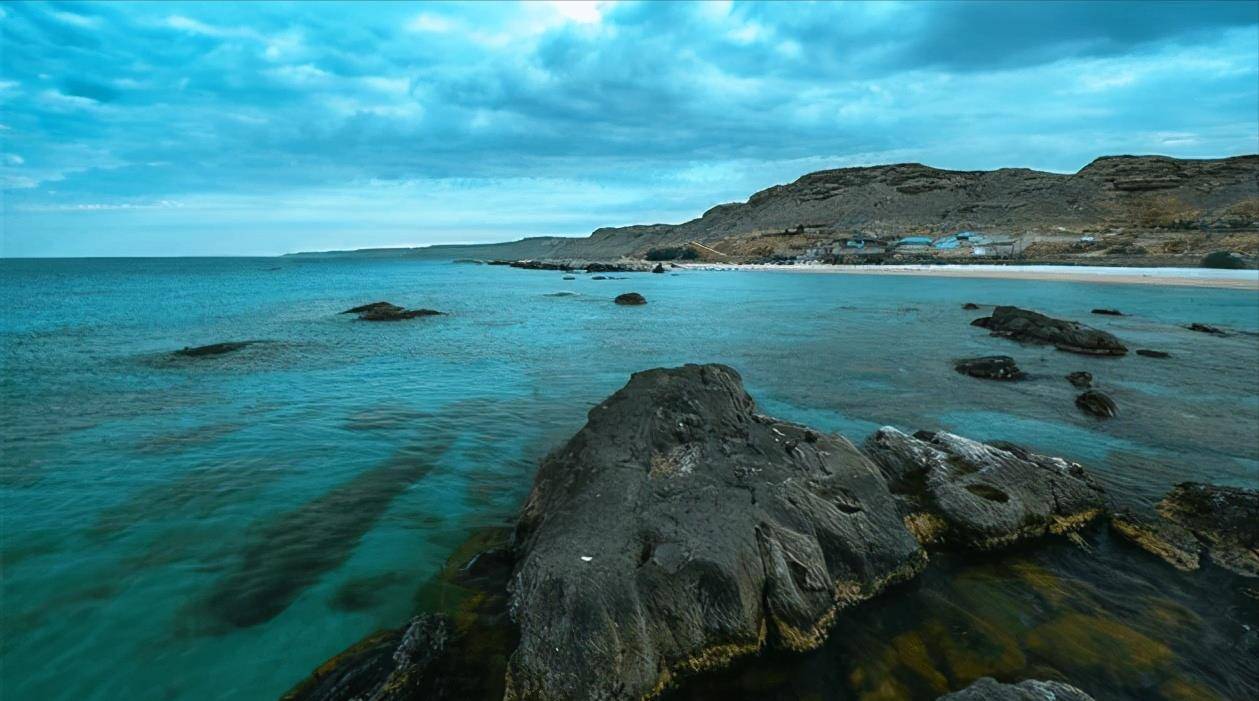 里海风光图片