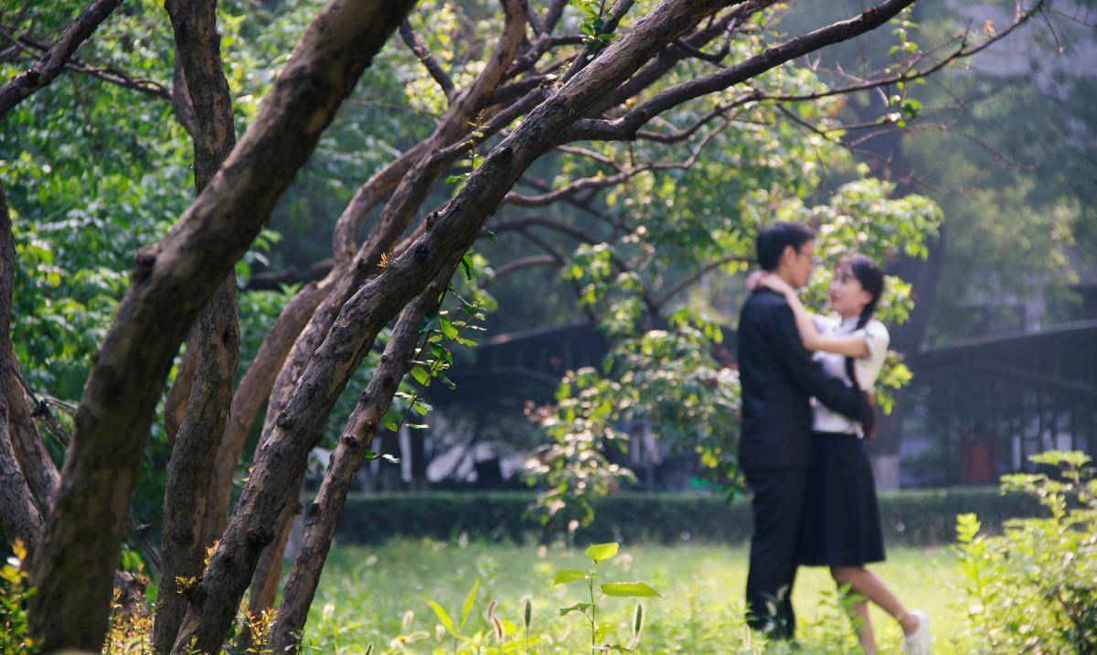 两版双枪老太婆原型对比:一个被劝退离党,一个解放后被处枪决