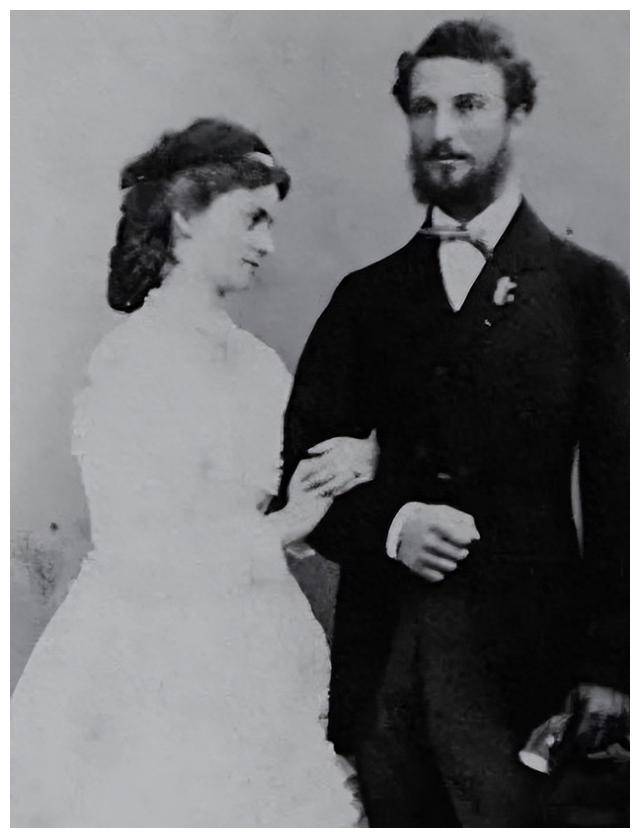 漂亮高挑,19岁嫁入王室,婚后出轨,活到83岁_玛丽_弗朗西斯_索菲