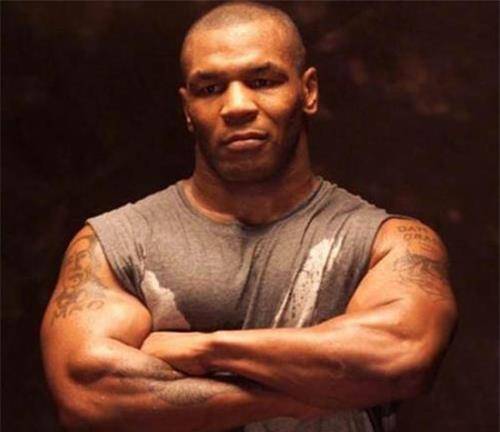 姆斯·史密斯,托尼·塔克,费兰克·布鲁诺,这些传奇拳王最后都败在来