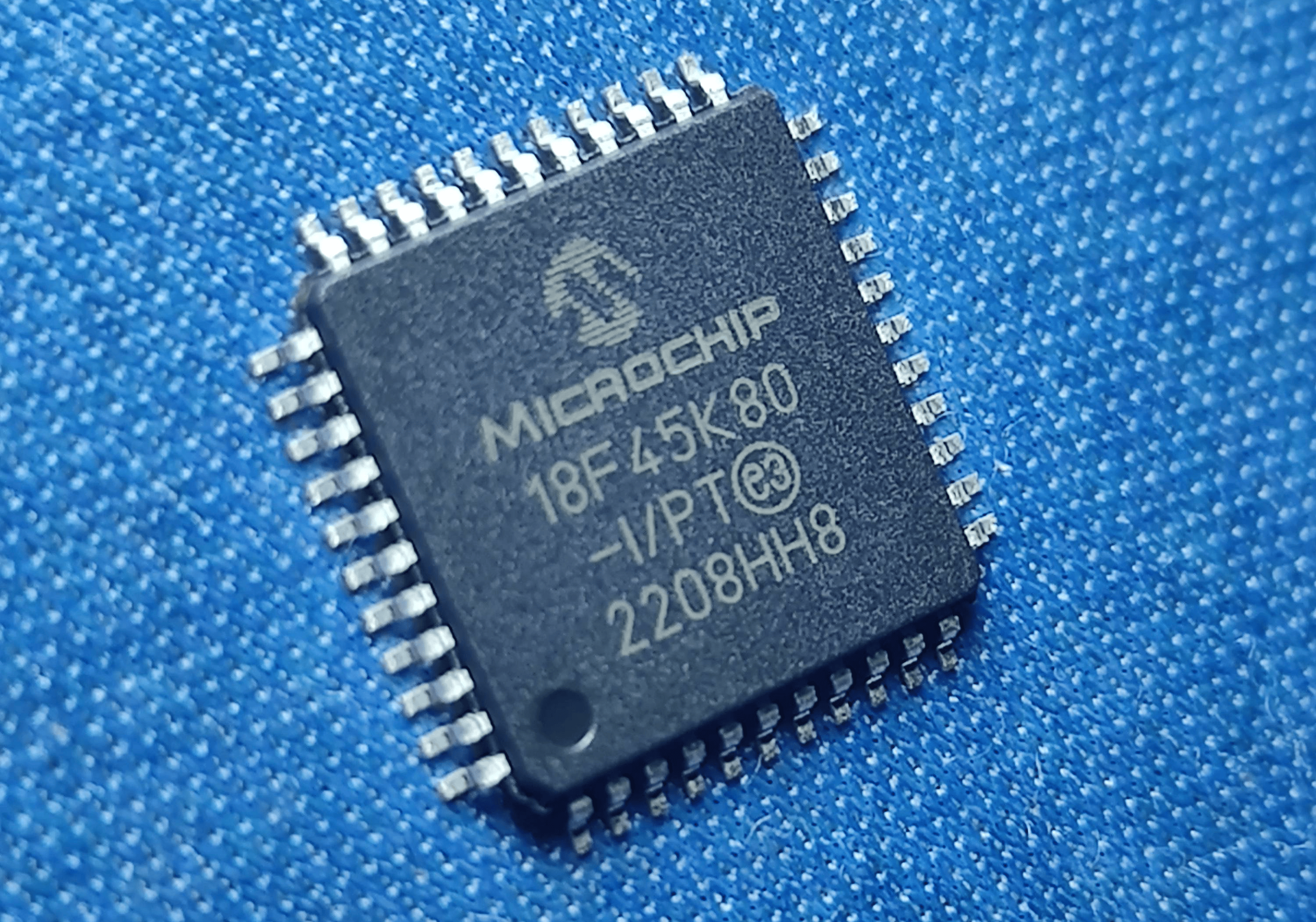 i/pt技术规格与microchip微芯单片机mcu鑫富立常供型号