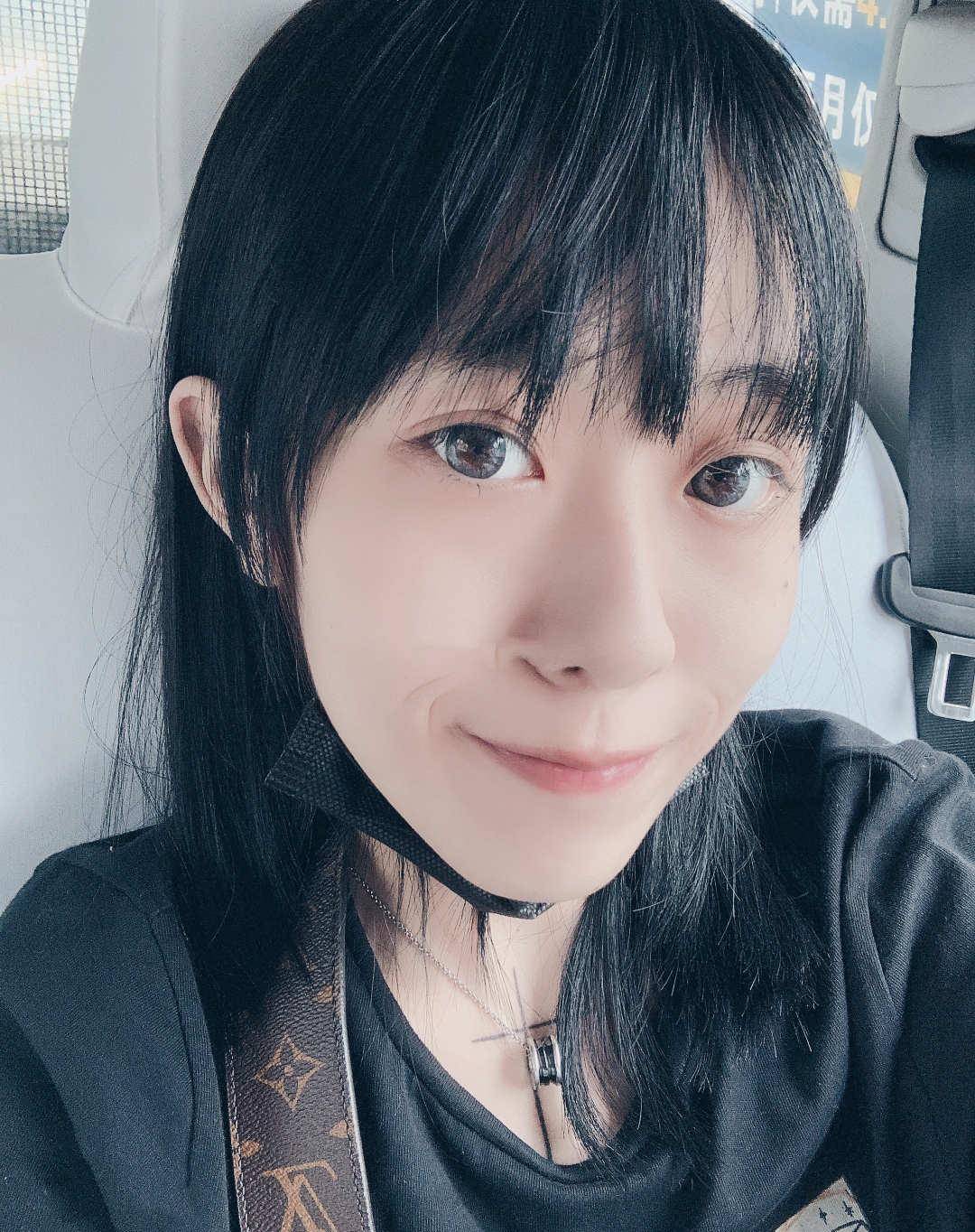 及伟佳:体重230斤,被男友抛弃,每天靠喝水,吃苹果维持体重