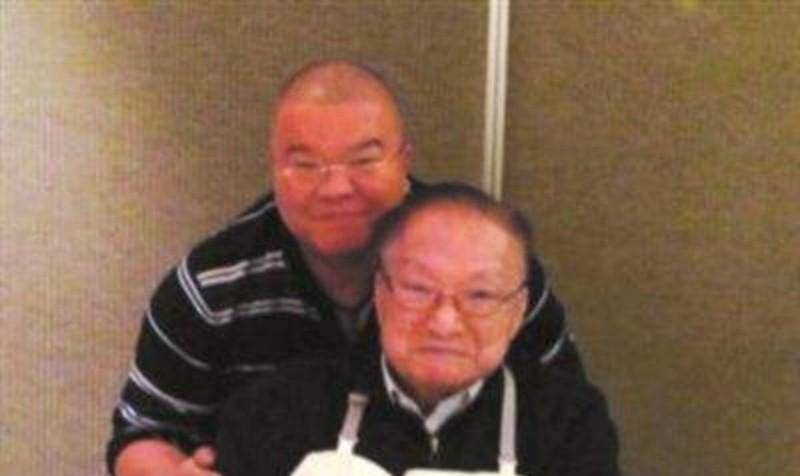 金庸前妻朱玫:事业上的女强人,婚姻中的失意者,生四孩败给小三