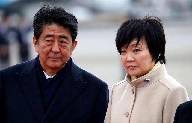 争夺,瓜分安倍政治遗产的场面有点惨烈_日本_资源_右翼