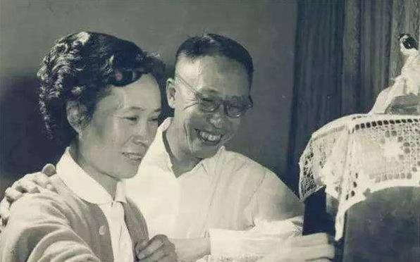 李淑贤和溥仪夫妻情深,死后却坚决不跟溥仪葬在一起,原因是什么