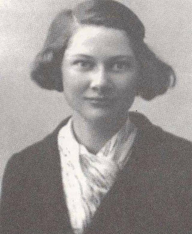 洋媳妇戴乃迭:21嫁才子杨宪益,母亲说她的孩子会自杀,后竟成真