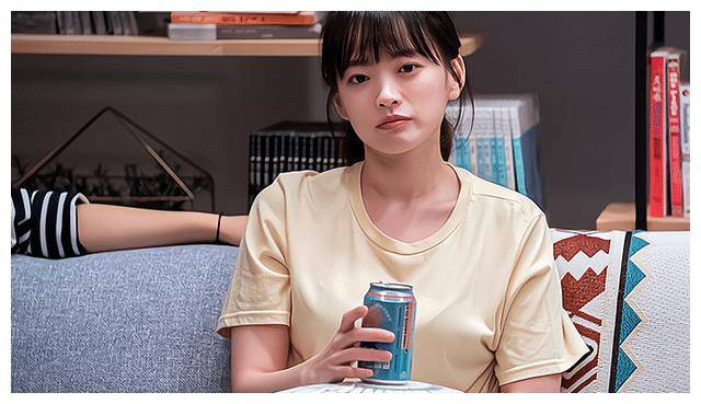 所以他一直对母亲心存感激,当初恋爱的时候他就一直跟张霞强调