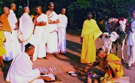 这个大国到现在还在使用太监,而且有150万人之多