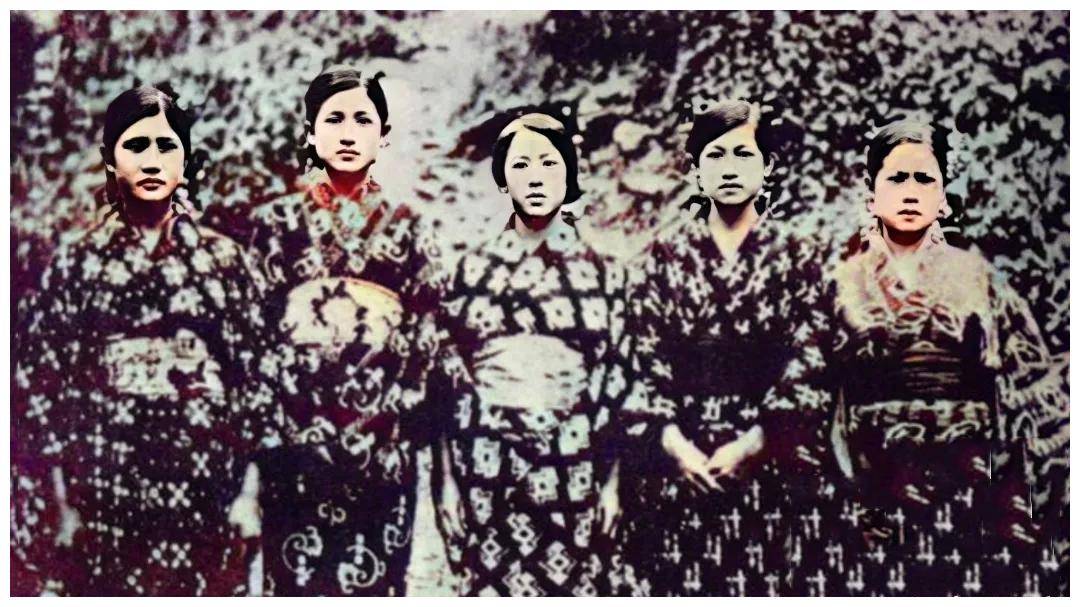 老照片:劳荣枝与法子英的合影,民族英雄邓世昌的真实照片