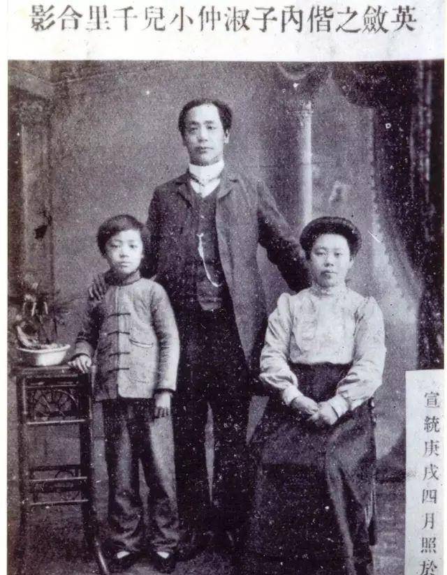 满怀一腔报国热情,20岁时进入明星影片公司,主演了《赛金花》等电影