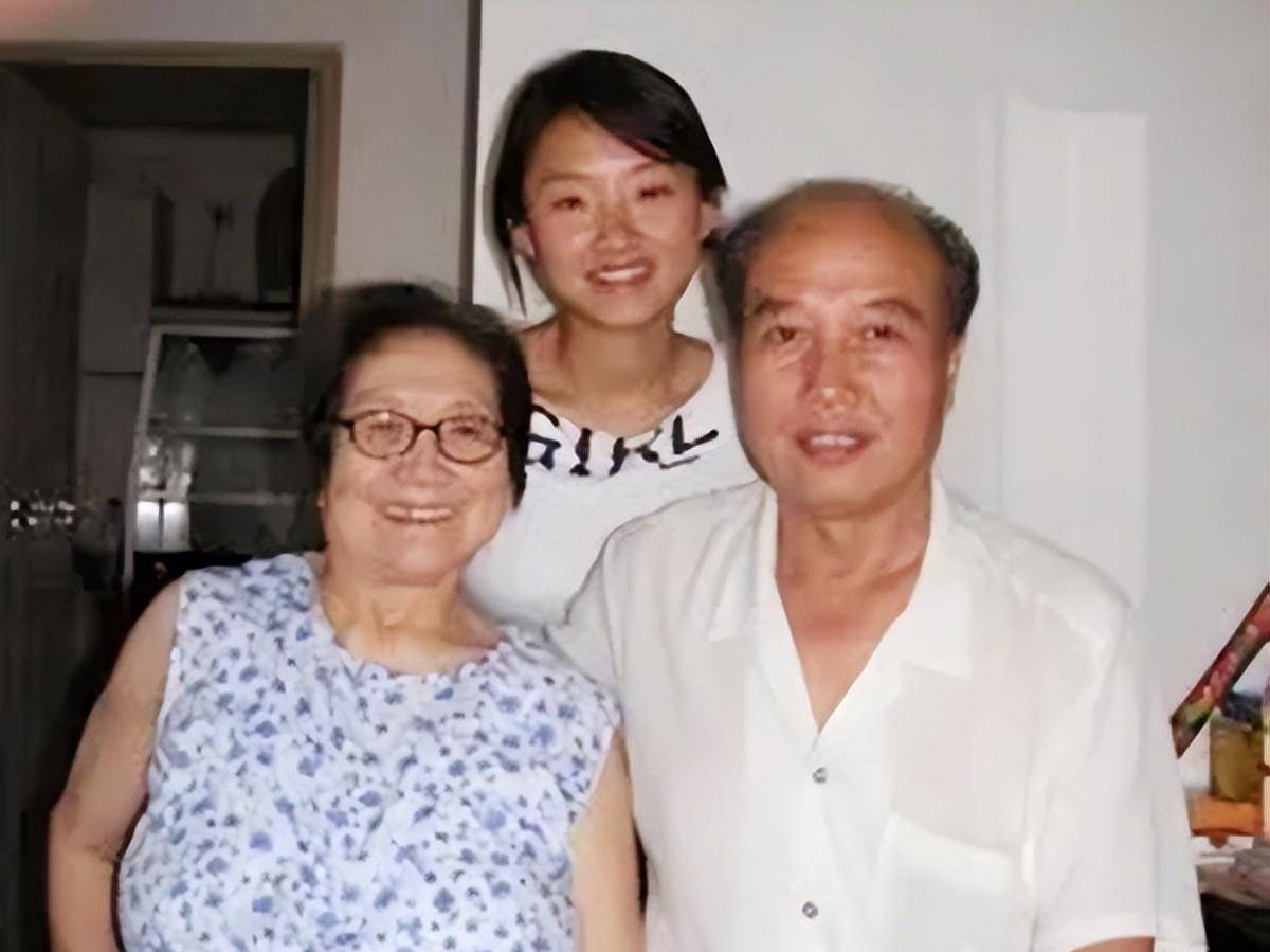 袁崇焕凌迟被杀,贴身侍卫发一毒誓,迄今后人18代已执行392年
