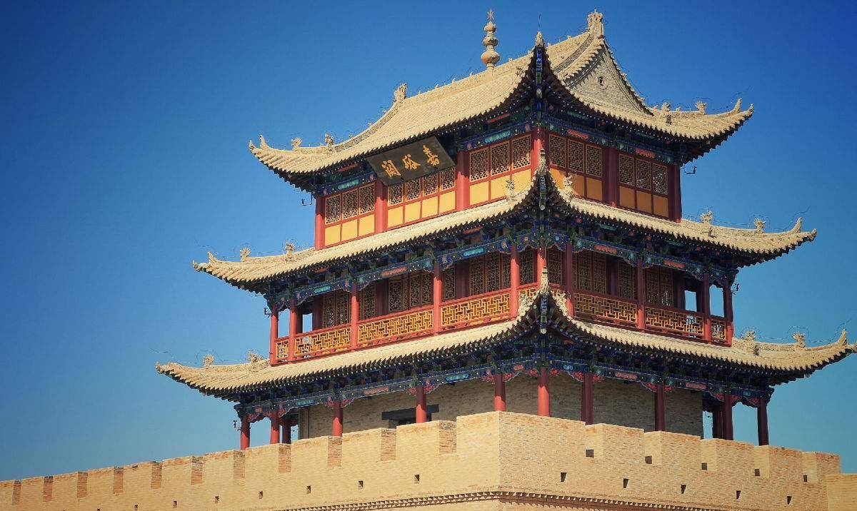 嘉峪关城墙上,多出了1块砖,为什么几百年来,都没有人挪动它?