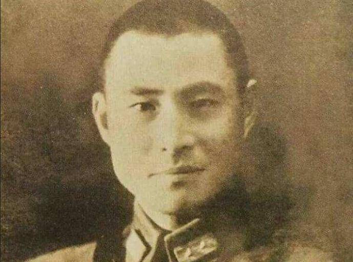 国军中将黄维淮海战役被俘,美貌妻子苦等他27年,结局过于凄惨