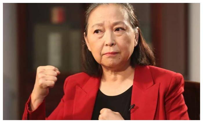 台湾演员方芳回全椒祖宅,大赞内地高铁还展示椅背,已在北京定居