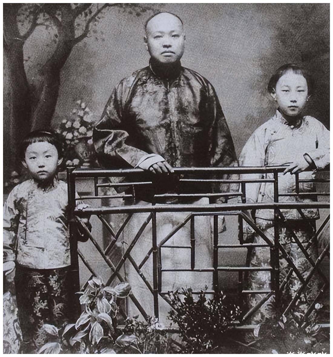 与女儿相爱相杀,用一双三寸金莲走遍天下_李菊耦_张志沂_李鸿章