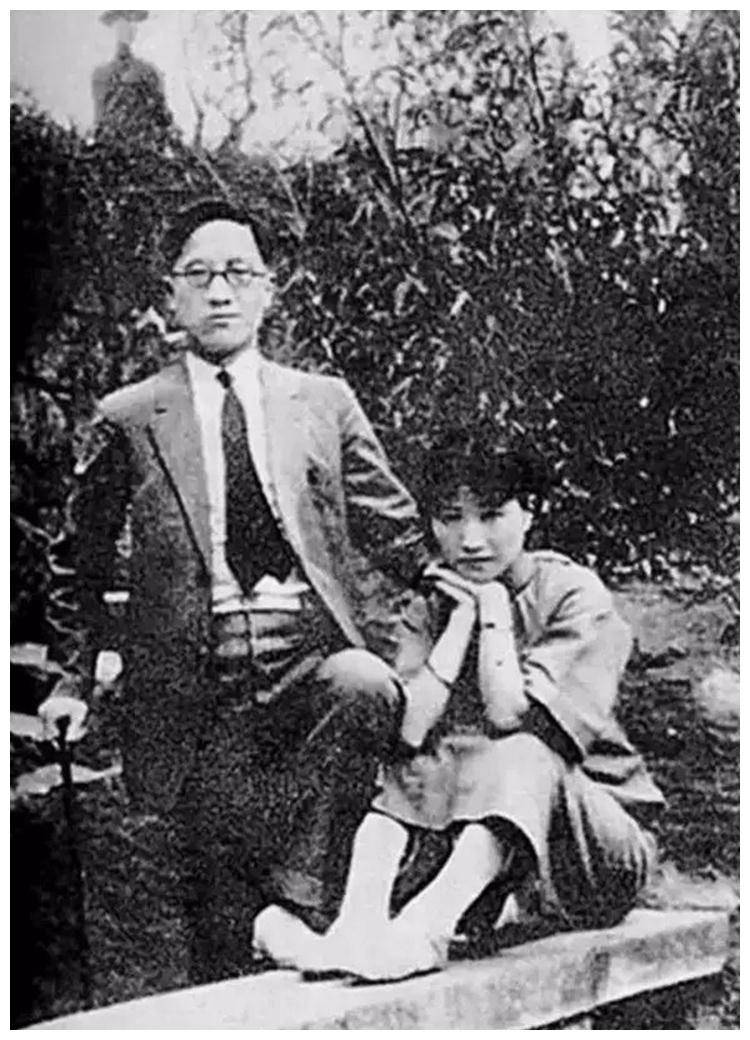 1946年,林徽因和金岳霖在私人别墅同居5个月,老公梁思成:我一点也不