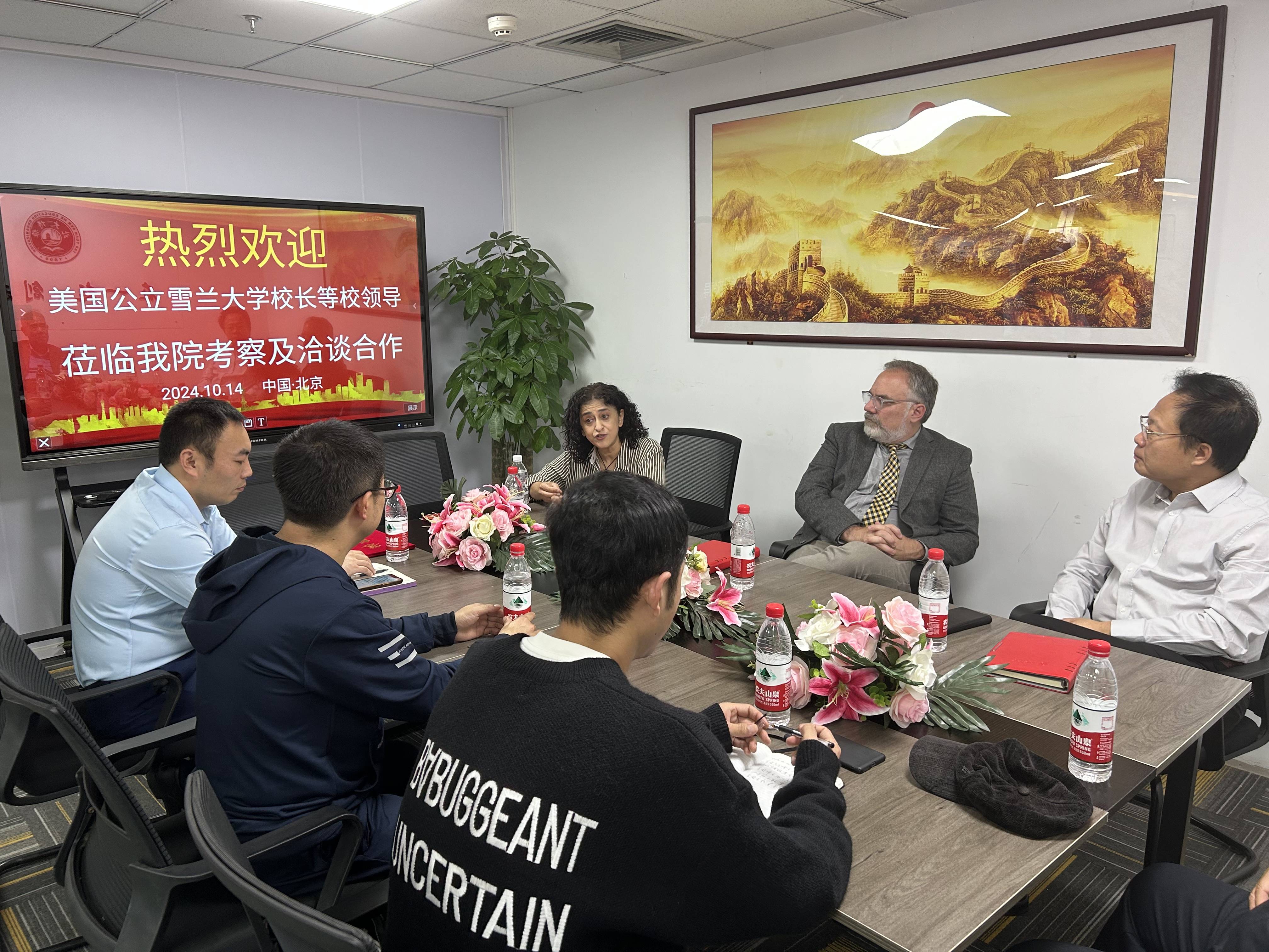 当日,美籍华裔,原美国华盛顿州政府官方代表唐泰德教授,燕园人合集团