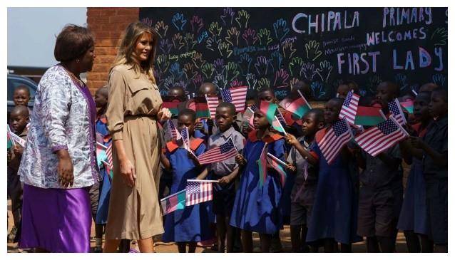 梅拉尼娅:特朗普第三任小娇妻,头一回单独出访就得罪了非洲朋友