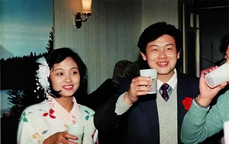 幸运傅子恩:父亲傅彪患癌去世后,葛优把他养大,债务冯小刚全包