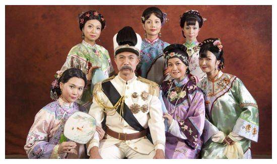 从袁世凯妻妾的出身解析,他对女性的偏好,其实有三种_姨太_袁克文_于