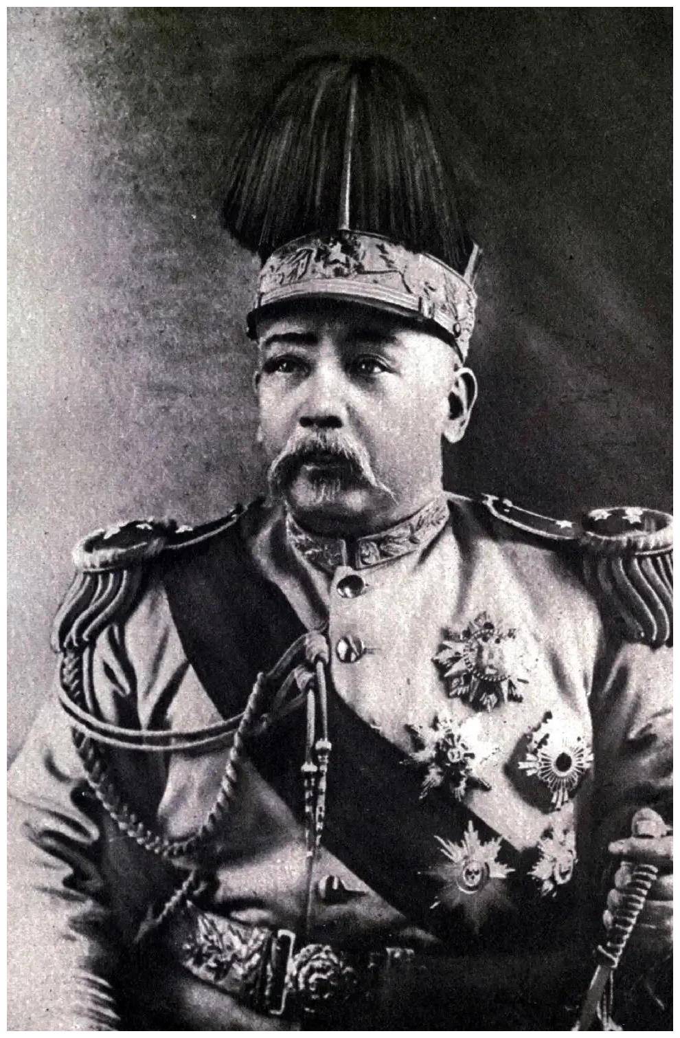 北洋政府内部陷入府院之争,康有为等成立孔教会