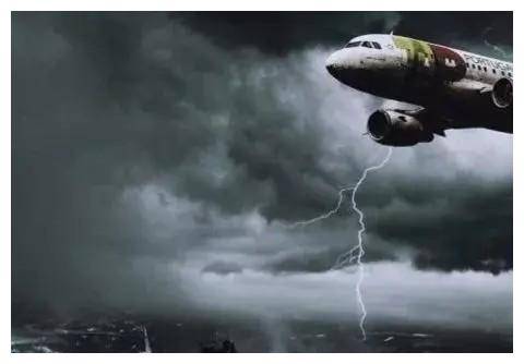 盘点中国的十大空难,事故原因各种各样,有天灾,也有人祸_飞机_空军