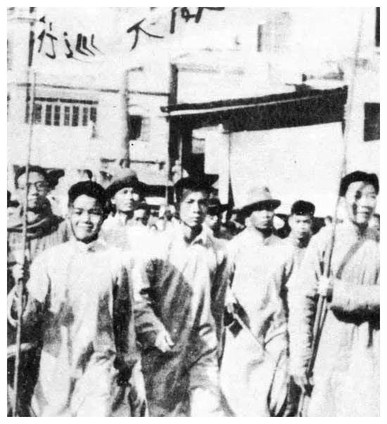先入北大,再考清华,1931年这位"学霸"书生为抗日鏖战白山黑水_张甲洲