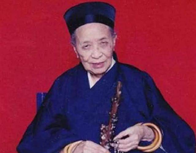 清朝道姑活了118岁才去世,晚年曾"返老还童",2003年驾鹤西去_李诚玉