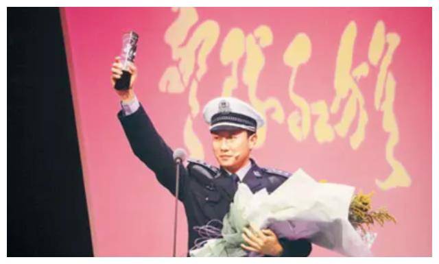 如今他的故事,比你想得更动人心弦_谭谈_交通_成都