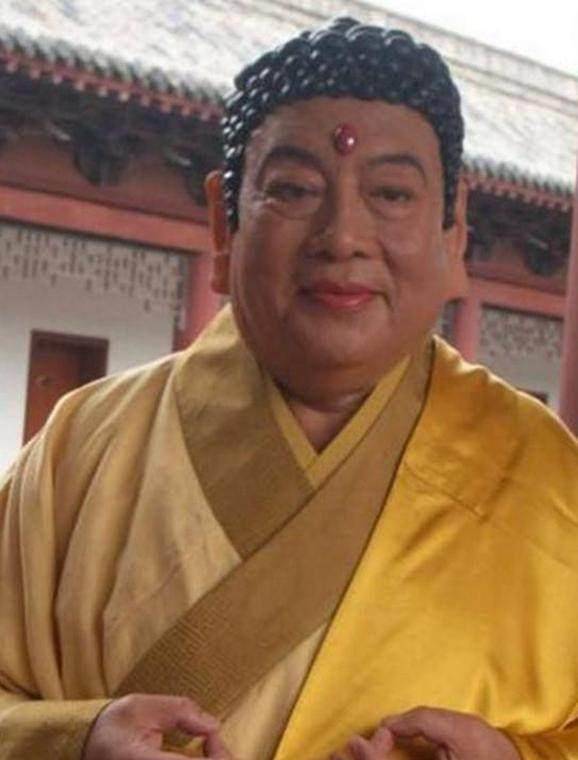 79岁"如来佛祖"近照,因太逼真路人朝他跪拜!如今很少拍戏