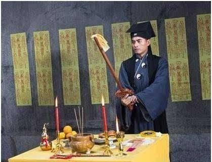 栾巴_皇帝_成都