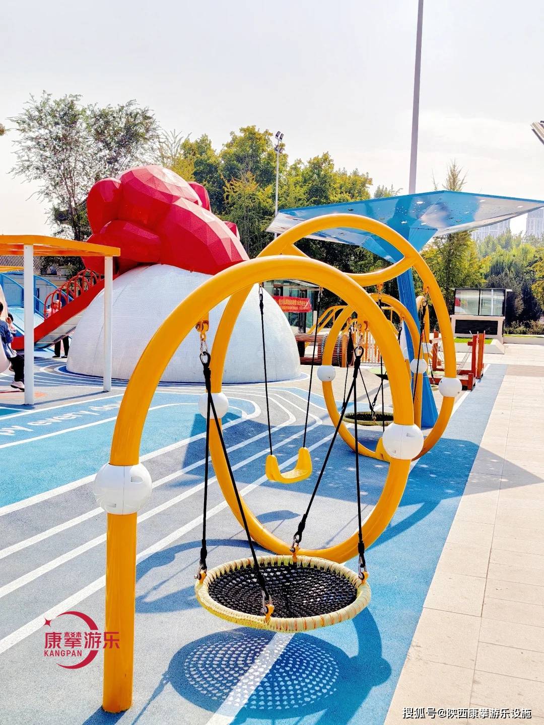户外景区广场儿童多人秋千游乐设施定制