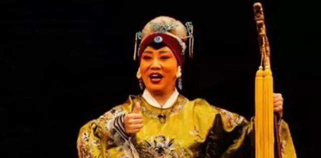 原创杨家将中的佘太君,究竟活了多少岁?又是怎么死的呢?