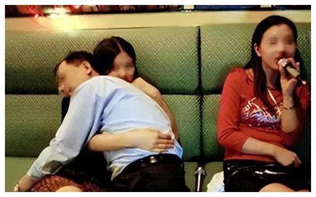 南京闹市碎尸案:2012年少女被做成"炸鸡块",只因做小三想上位