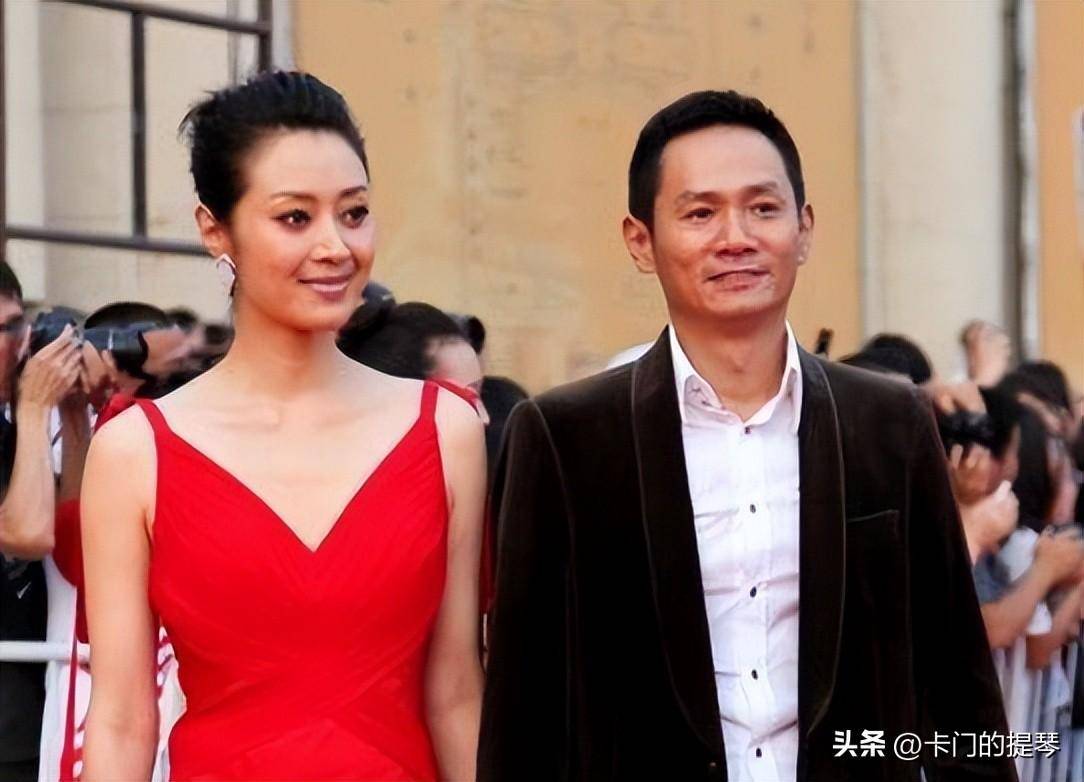 下心肠,接下来的日子,果靖霖放下了手头的一切事务,只专注于陪伴妻子