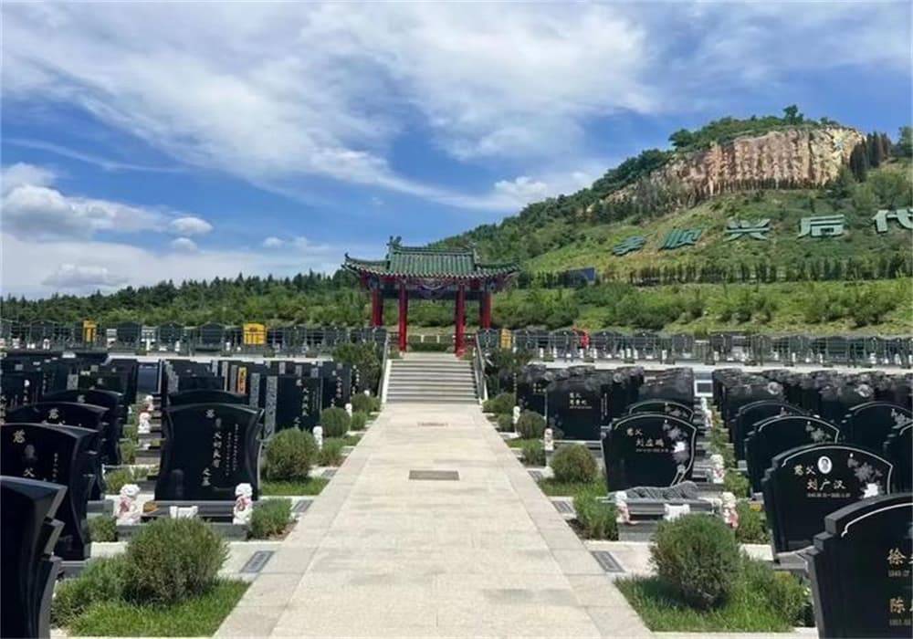 成都凤凰山公墓_凤凰山公墓联系方式以及大概多少钱