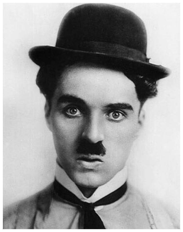 1954年,卓别林问周总理:能送我一瓶茅台吗?总理的回应令人暖心