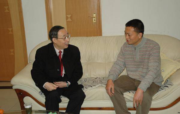 林树森退休之后还是回到了自己的家乡广州,但也没有闲着,在中山大学