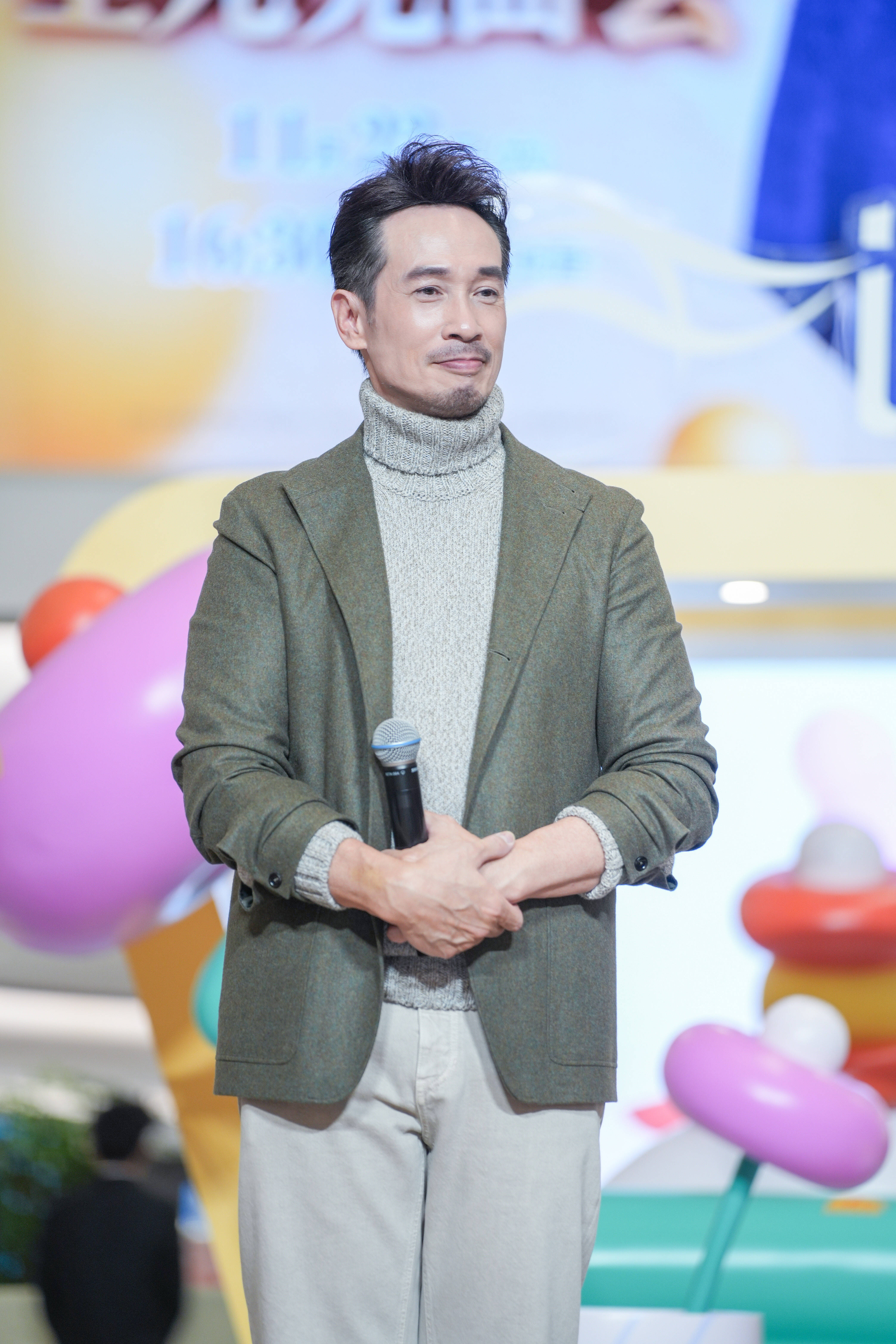 中国香港影星陈豪,丁子朗现身南京ifc商场 出席星光见面会人气爆棚