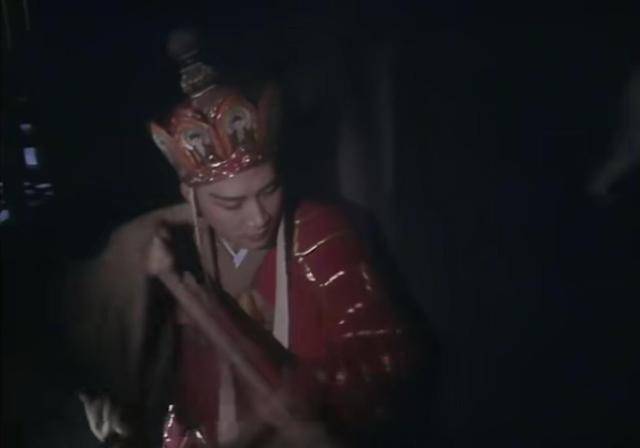 《西游记》里唐僧扫塔为何偏要从下往上扫?背后藏着4个大智慧