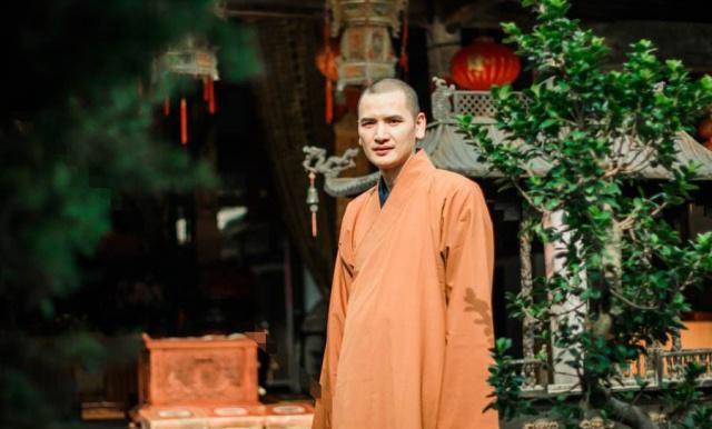 今年已经是释明心法师出家的第十个年头,时至今日,很多人已经将释明心